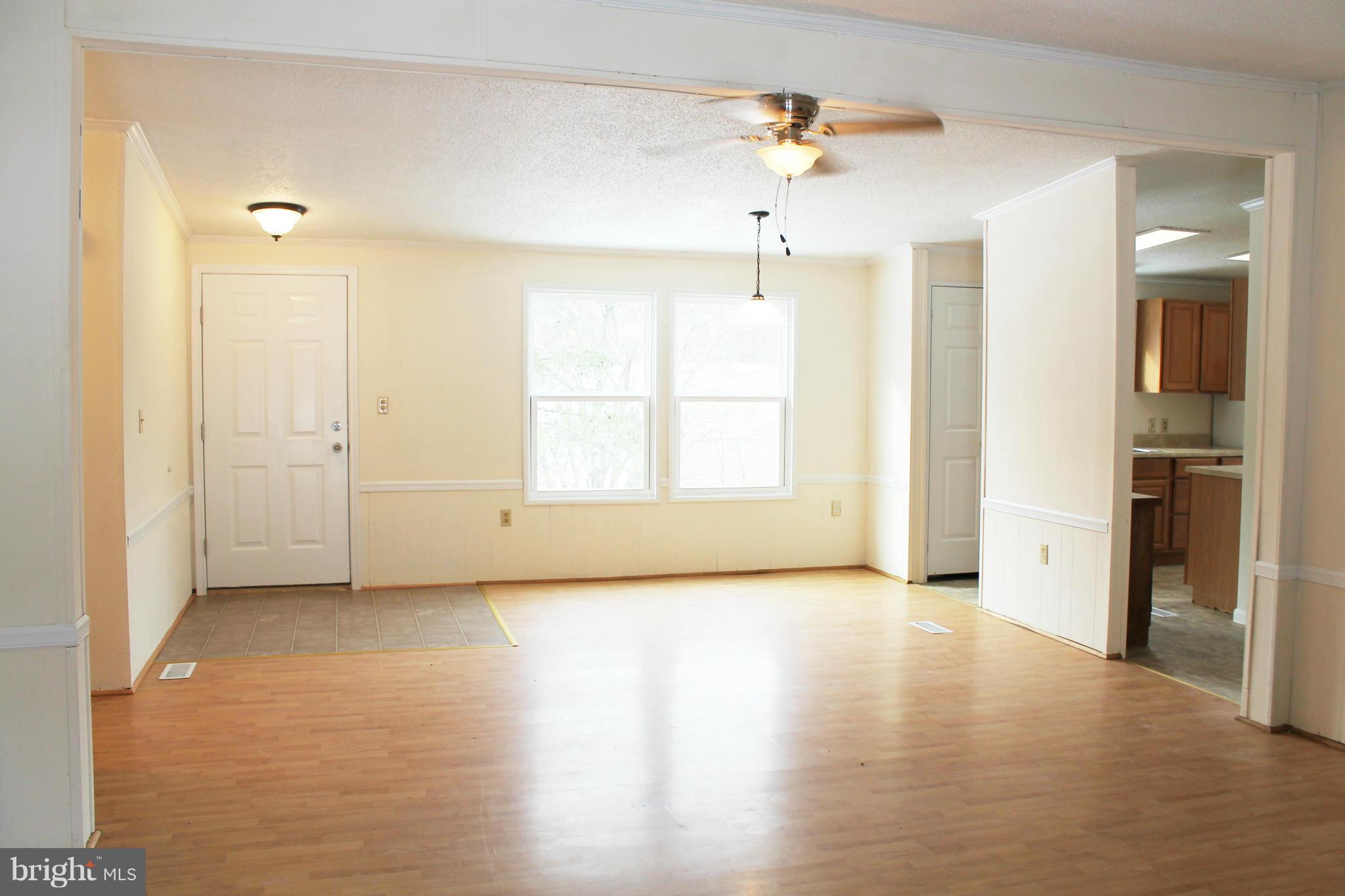 5703 Hines Road Frederick, MD 21704 - Photo 4 of 27 Entry Way