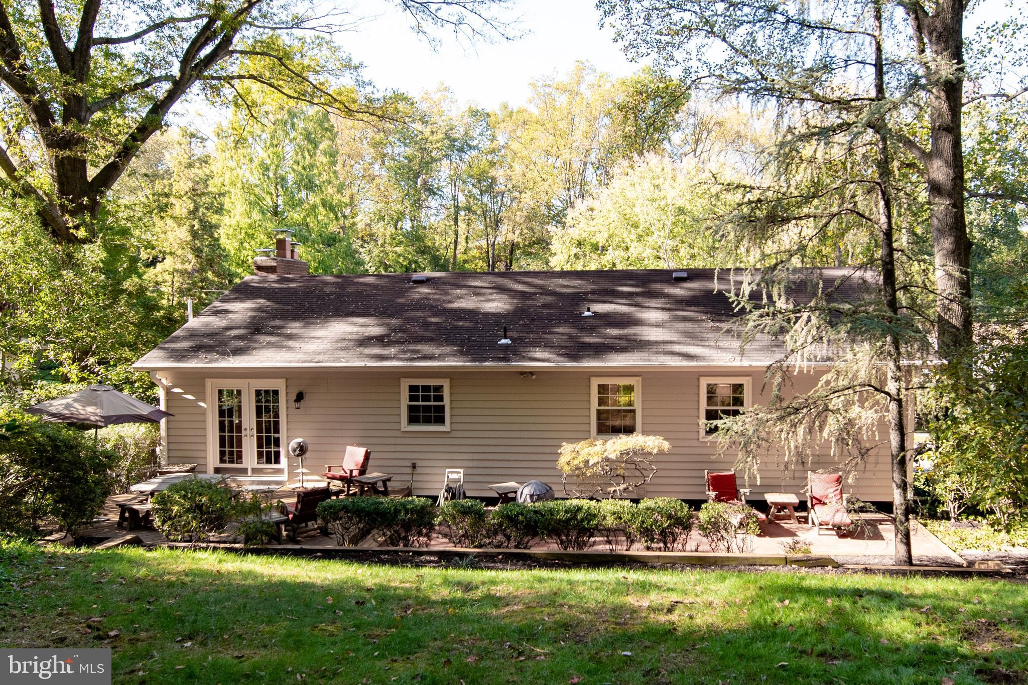 7119 Devonshire Road Alexandria, VA 22307 - Photo 32 of 37 Rear Exterior