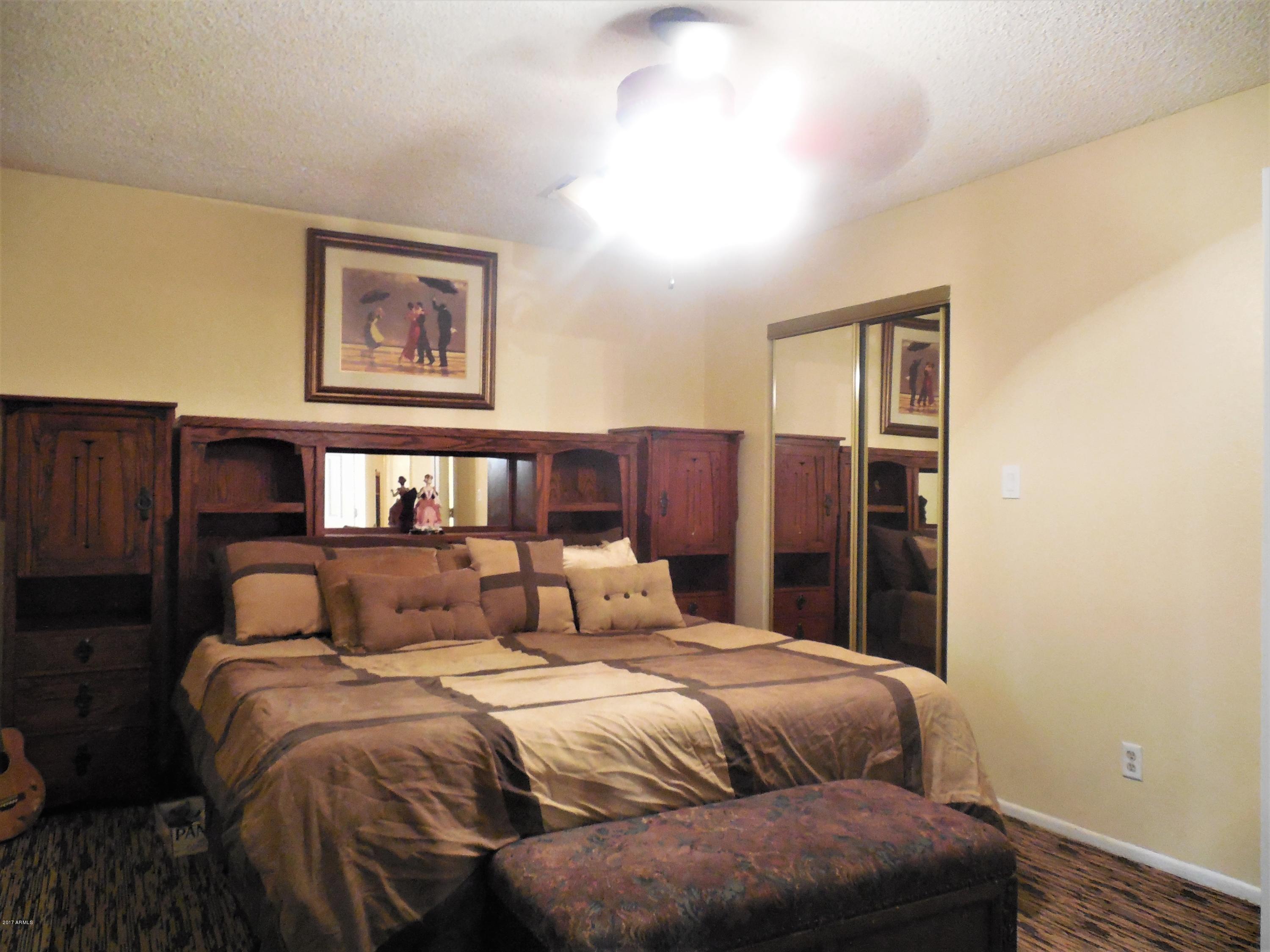 7821 West Cheery Lynn Road Phoenix, AZ 85033 - Photo 9 of 15 8