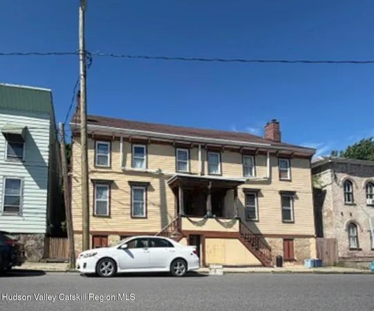 $250,000 | 615 State Street, Hudson, NY 12534