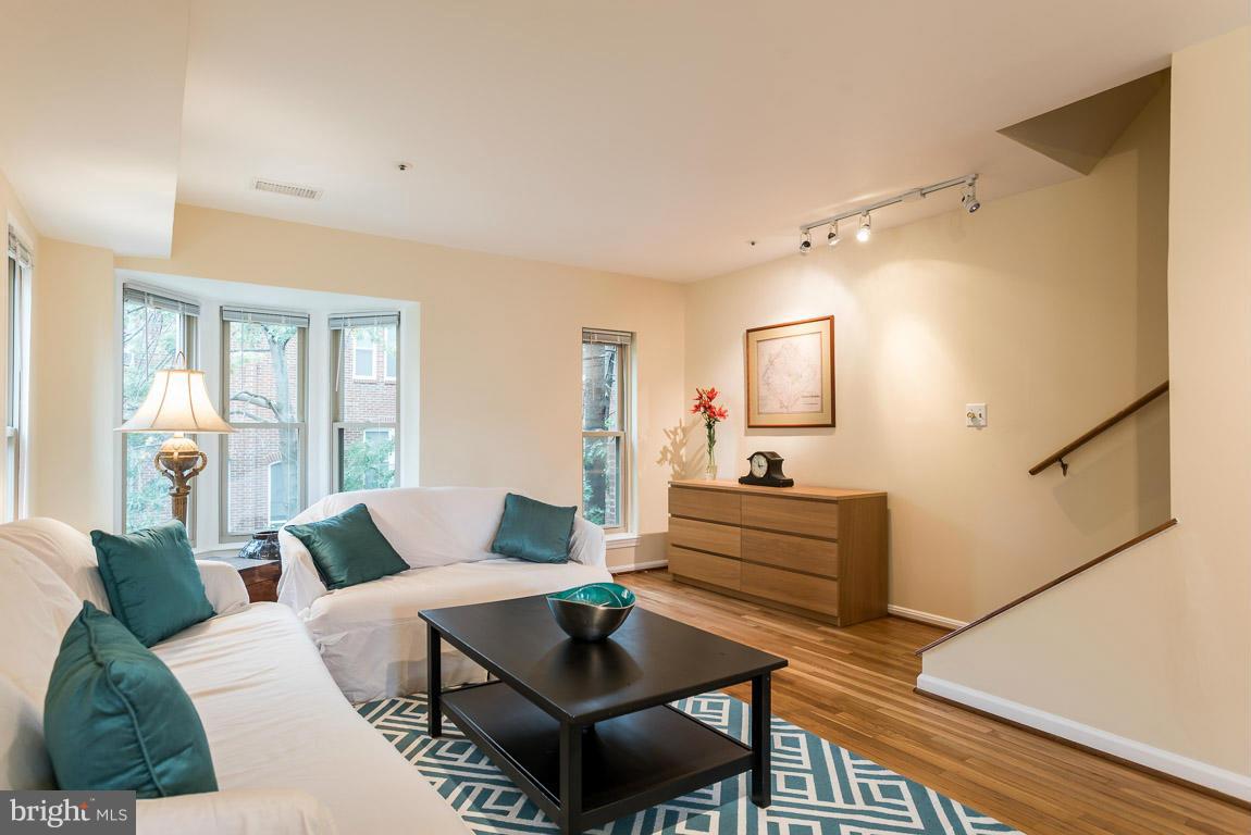 755 3rd Street Northeast Washington, DC 20002 - Photo 5 of 26 Family Room