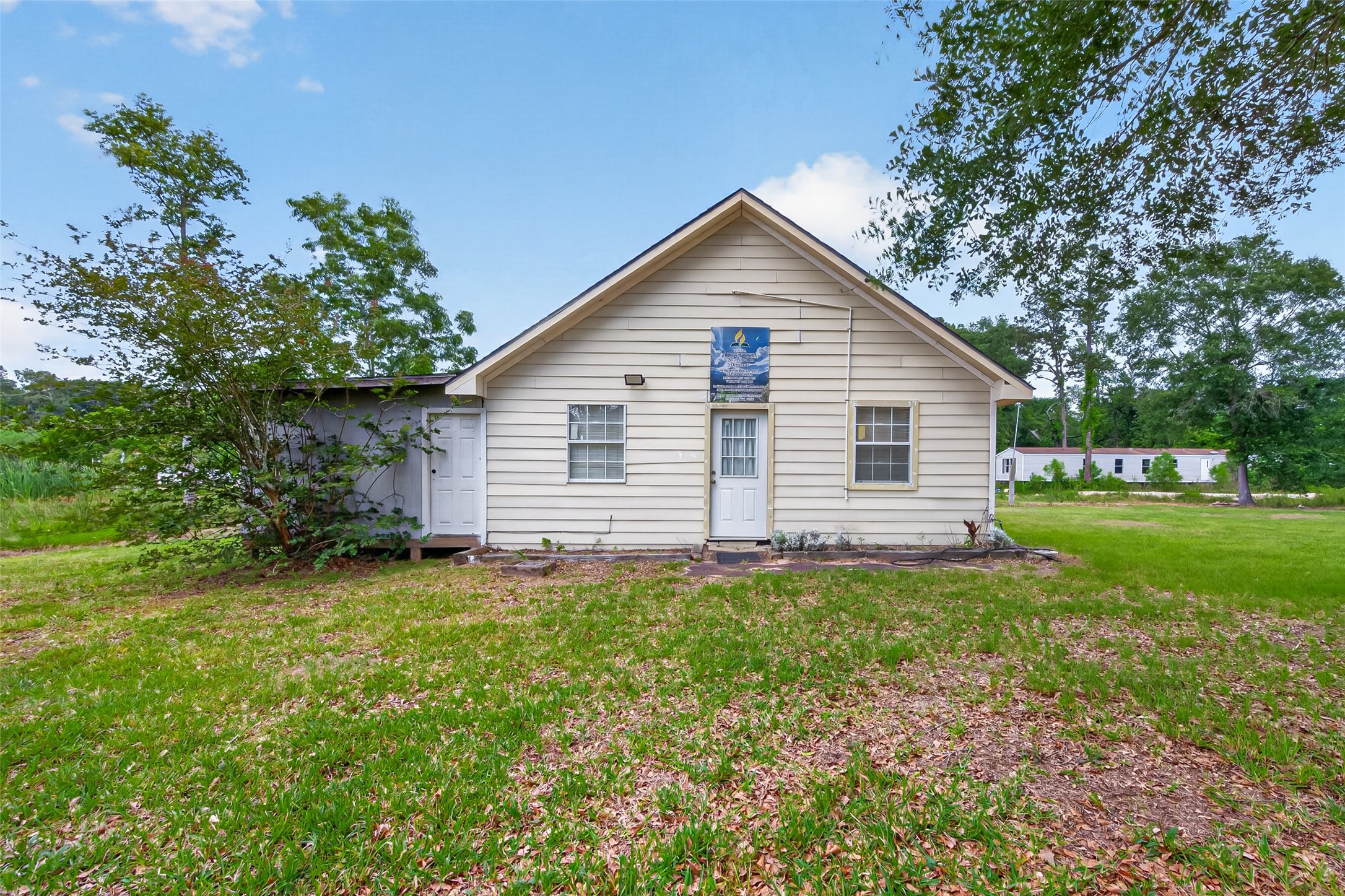 16497 Highline Boulevard Conroe, TX 77306 - Photo 4 of 46