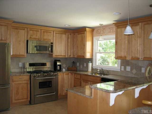 4221 Boxwood Road Raleigh, NC 27612 - Photo 7 of 12 Kitchen