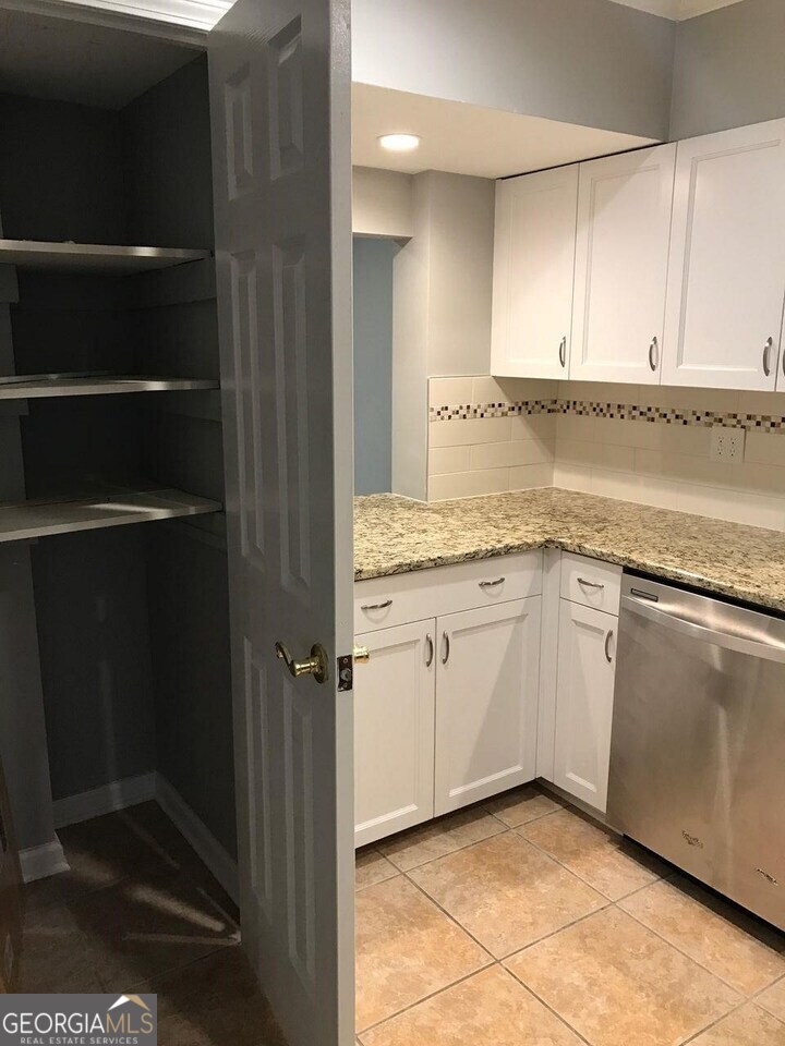 3101 Colonial Way, Unit O Atlanta, GA 30341 - Photo 5 of 5