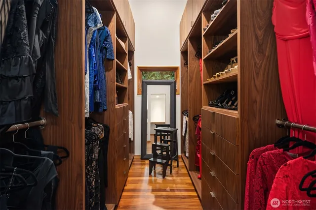 $4,600,000 | 12741 Northeast 39th Street, Bellevue, WA 98005