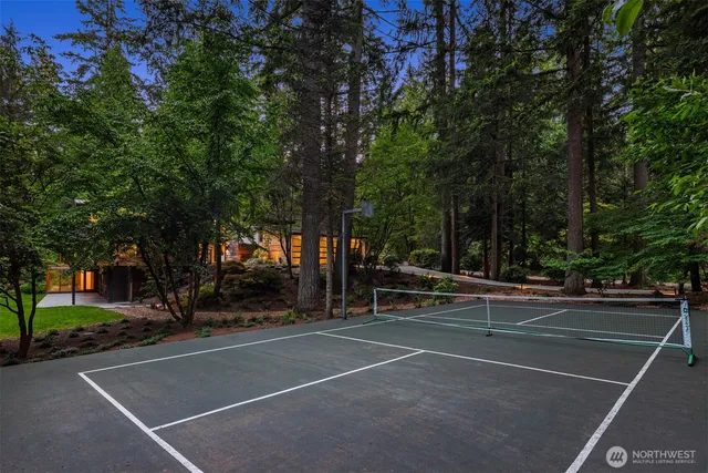 $4,600,000 | 12741 Northeast 39th Street, Bellevue, WA 98005