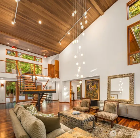 $4,600,000 | 12741 Northeast 39th Street, Bellevue, WA 98005