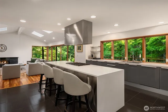 $4,600,000 | 12741 Northeast 39th Street, Bellevue, WA 98005