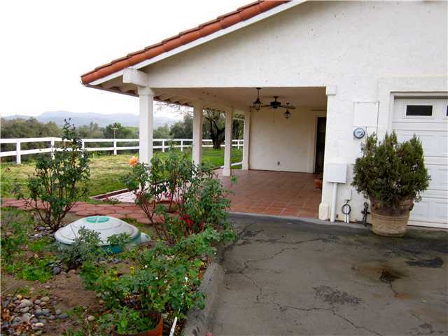 29352 Miller Road Valley Center, CA 92082 - Photo 3 of 19