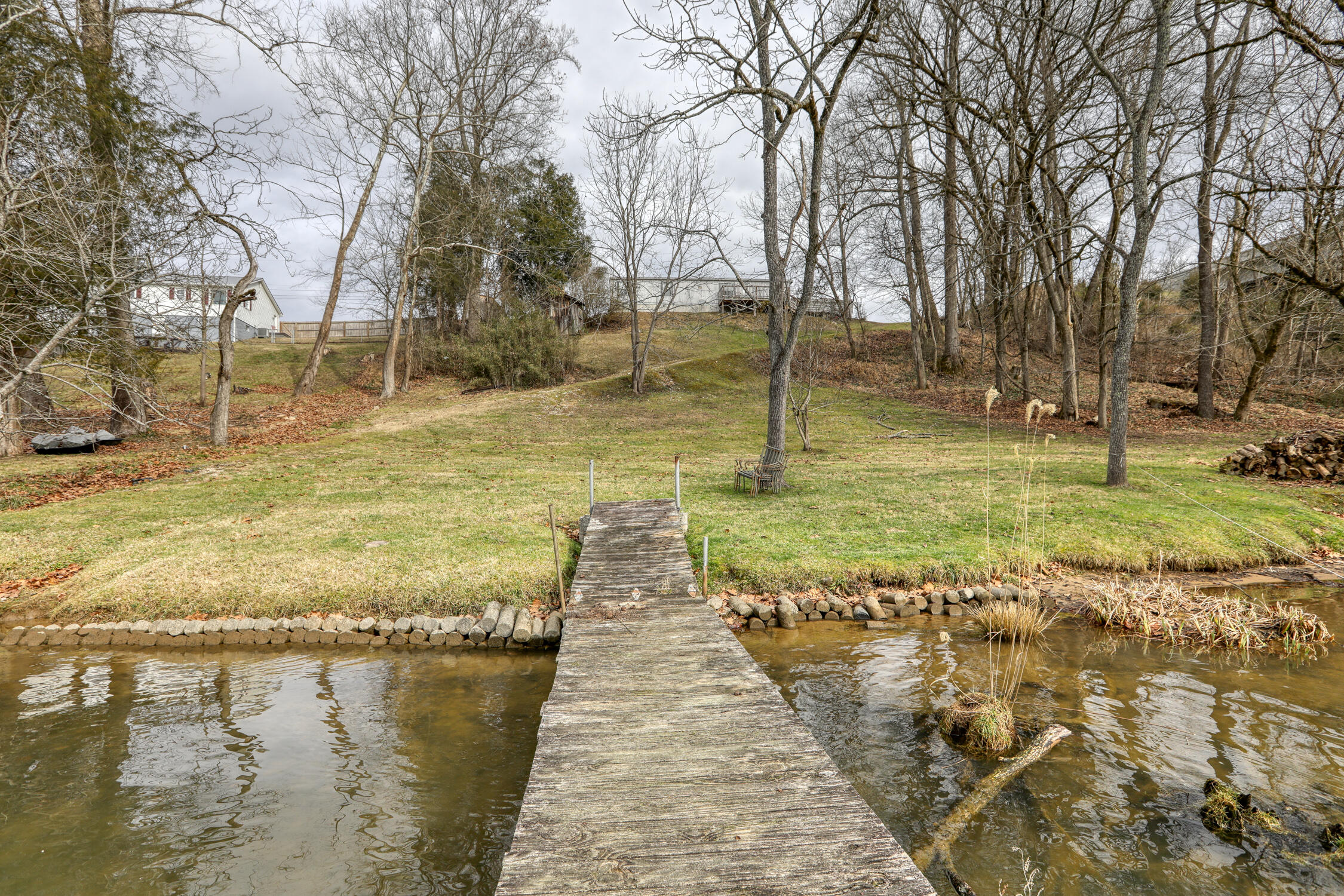 105 River Bridge Road Kingsport, TN 37663 - Photo 7 of 45 Givens. 105 River Bridge. Kpt MLSa (27