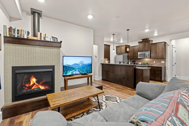 $374,900 | 24499 East Pinnacle Court, Unit D, Liberty Lake, WA 99019