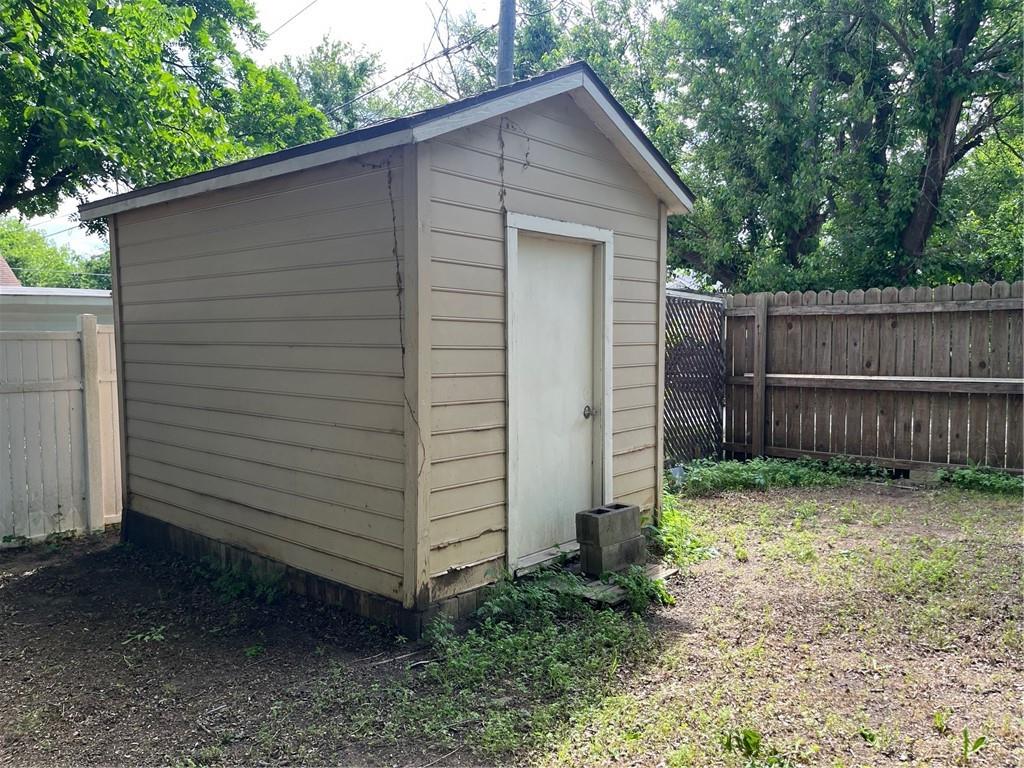 1309 North 9th Street Independence, KS 67301 - Photo 13 of 42