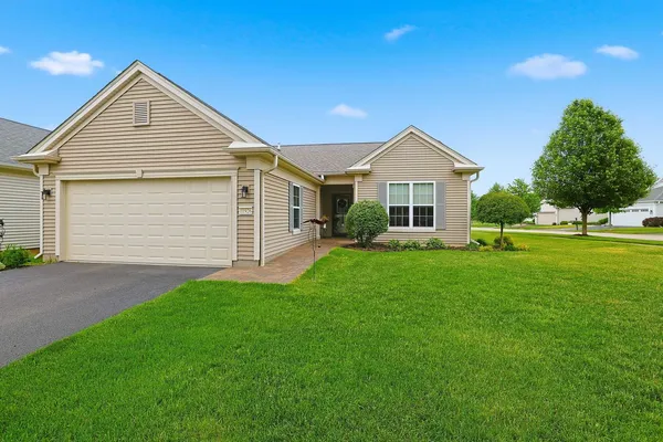 $420,000 | 11926 Borhart Drive, Huntley, IL 60142