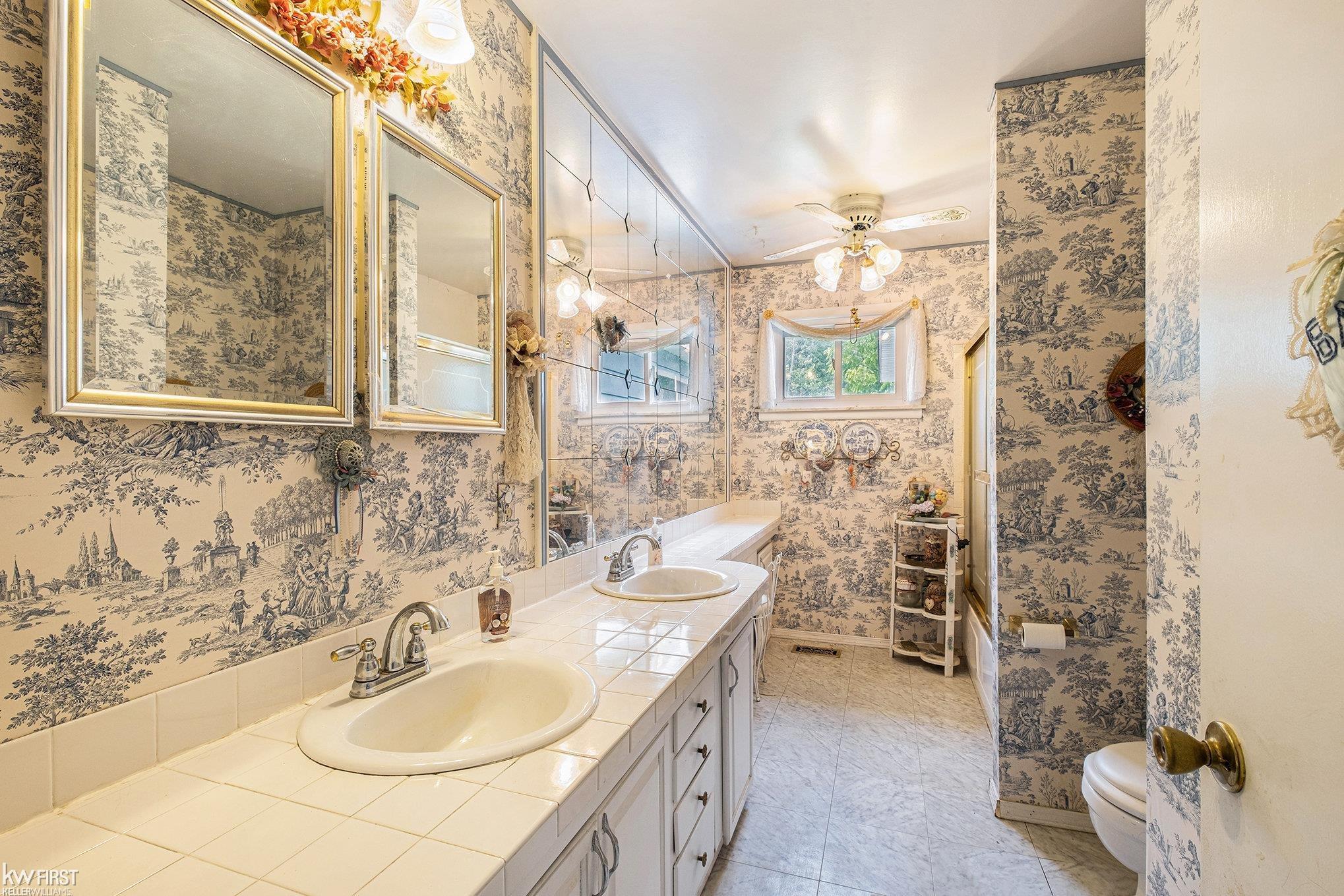 5017 North Vassar Road Flint, MI 48506 - Photo 19 of 32 50120285-18.JPG