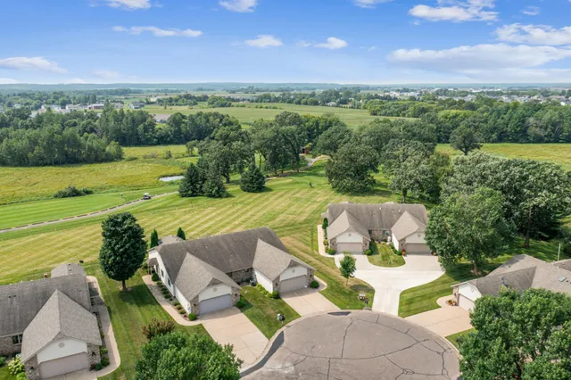 $320,000 | 728 Mulligan Drive, Unit A, Osceola, WI 54020