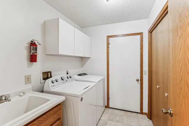 $320,000 | 728 Mulligan Drive, Unit A, Osceola, WI 54020