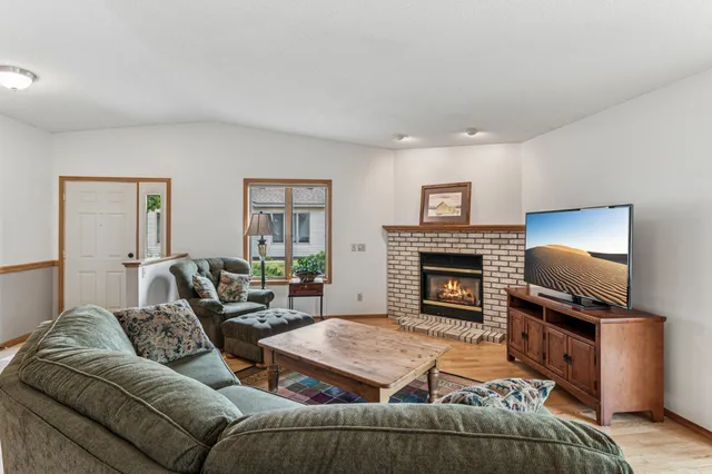 $320,000 | 728 Mulligan Drive, Unit A, Osceola, WI 54020