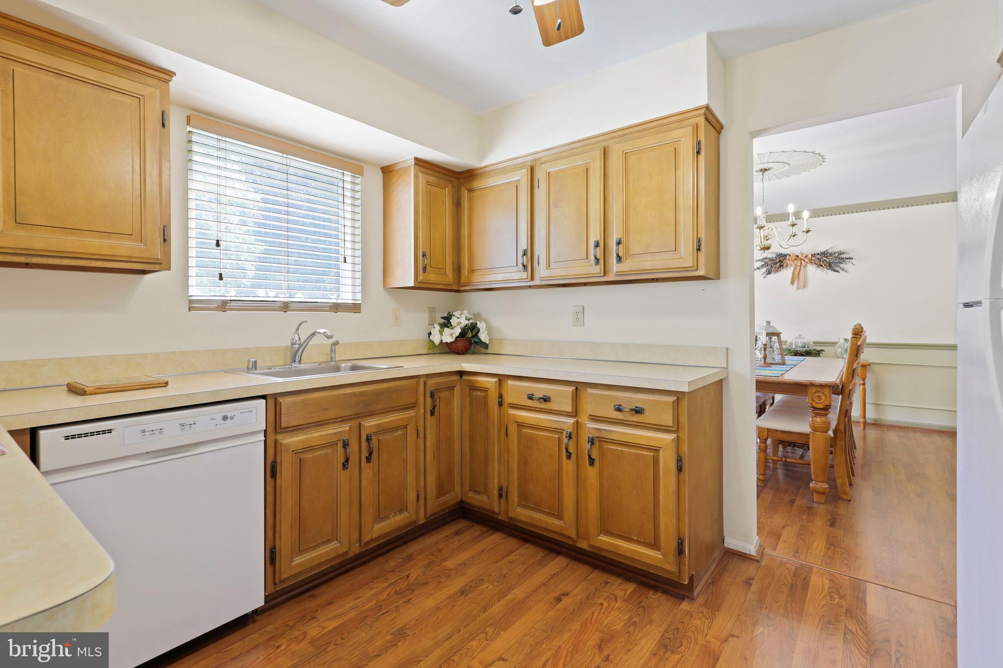 1601 Maydale Drive Silver Spring, MD 20905 - Photo 13 of 65