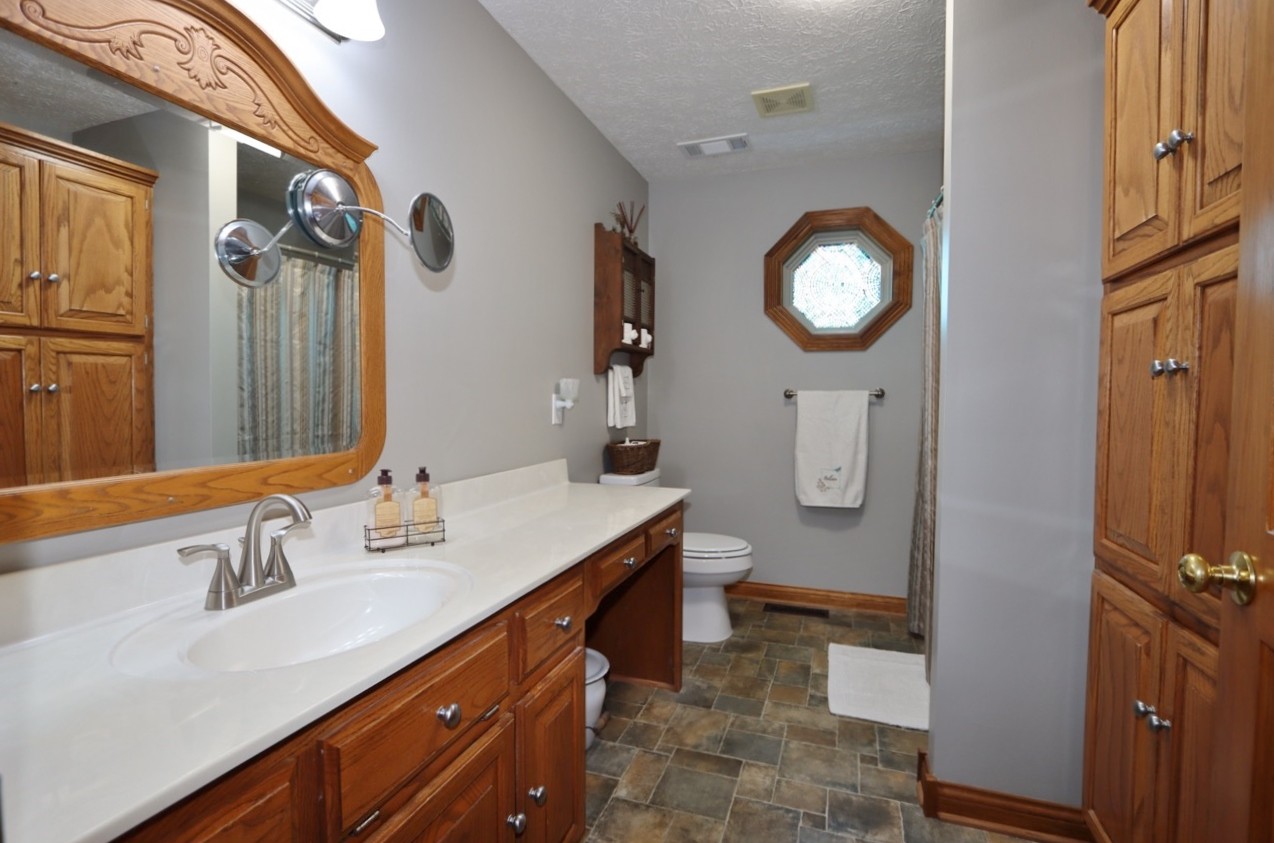 2983 Temple Hill Road Summer Shade, KY 42166 - Photo 24 of 37