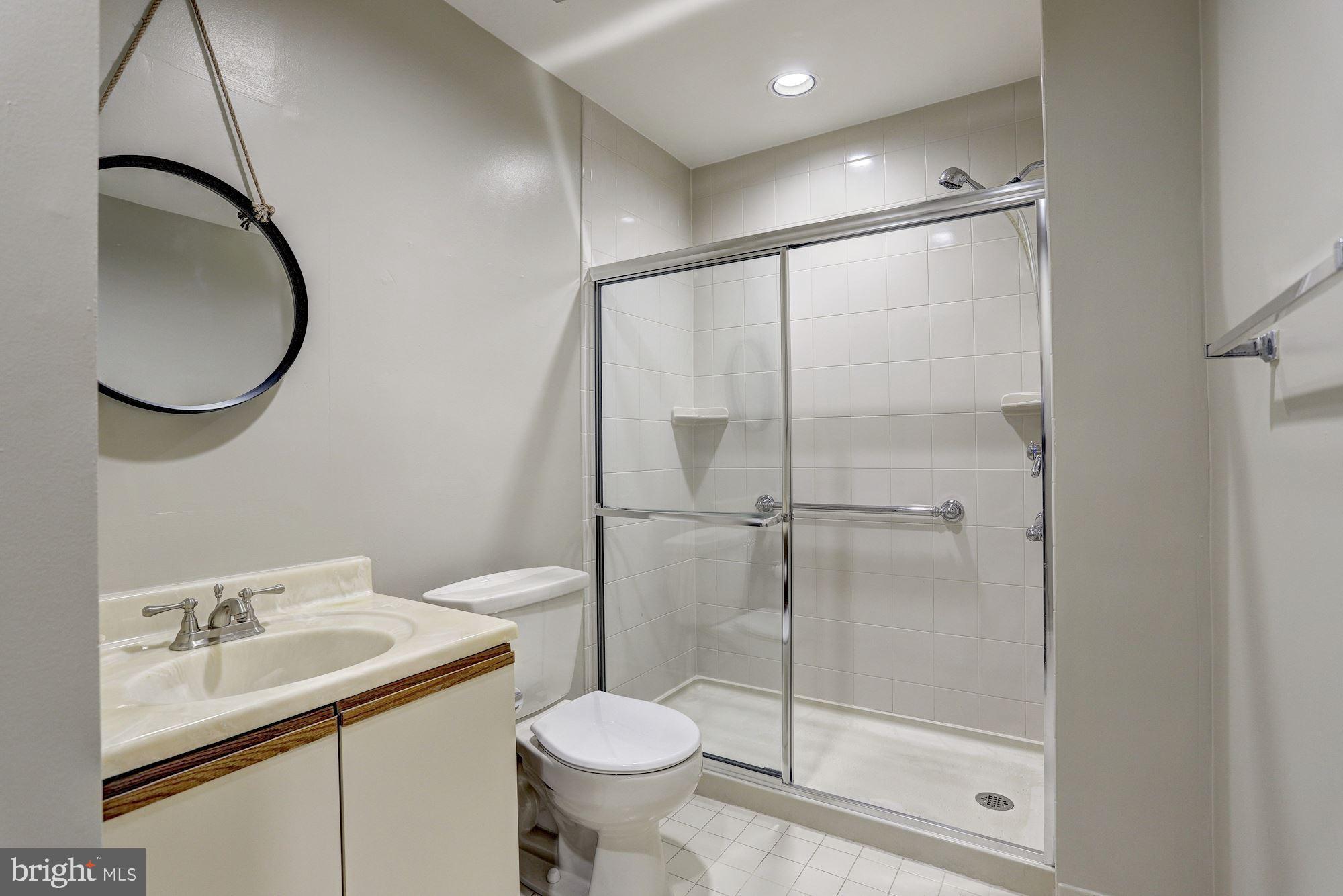 5590 Vantage Point Road, Unit 4 Columbia, MD 21044 - Photo 13 of 19 Full Bath