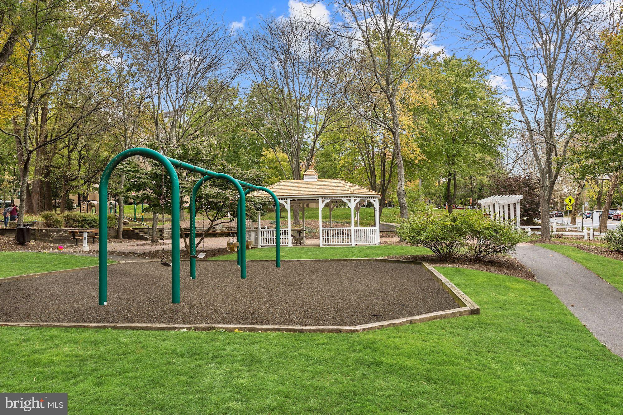 5590 Vantage Point Road, Unit 4 Columbia, MD 21044 - Photo 15 of 19 Community