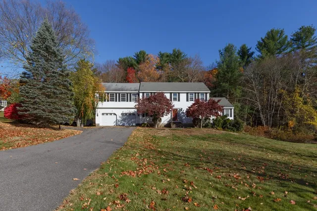 $749,900 | 4 Elijah Hill Lane, Londonderry, NH 03053