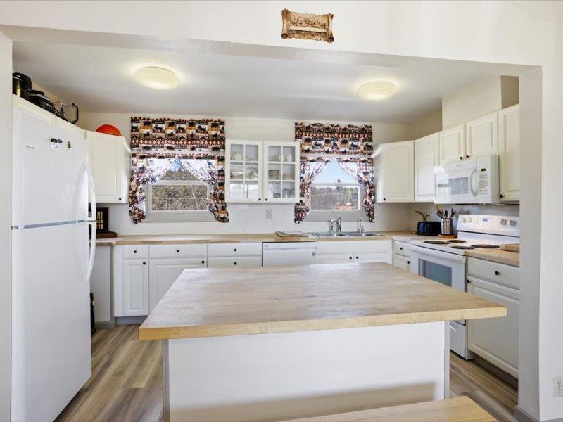 12 Linney Street Babbitt, MN 55706 - Photo 18 of 62