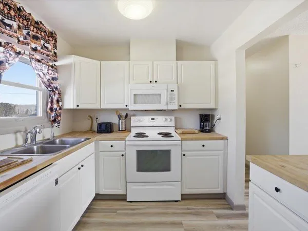 $449,000 | 12 Linney Street, Babbitt, MN 55706