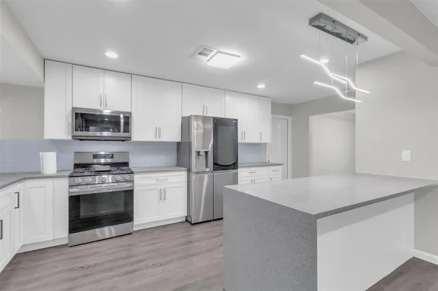 $2,950 | 12904 Rosser Road, Farmers Branch, TX 75244