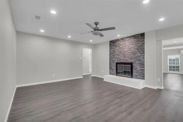 $2,950 | 12904 Rosser Road, Farmers Branch, TX 75244