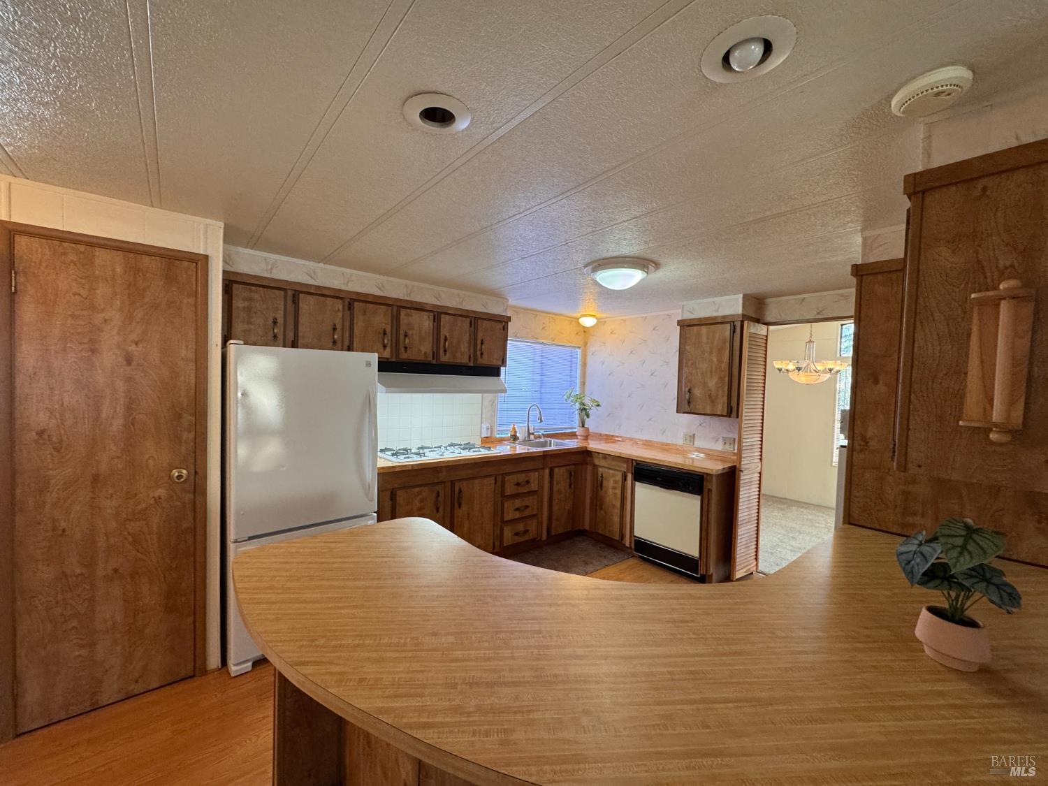 97 Glenoak Court Santa Rosa, CA 95409 - Photo 18 of 35