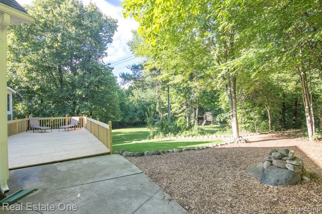 7660 Holcomb Road Clarkston, MI 48348 - Photo 39 of 42 IMG_5297.jpg