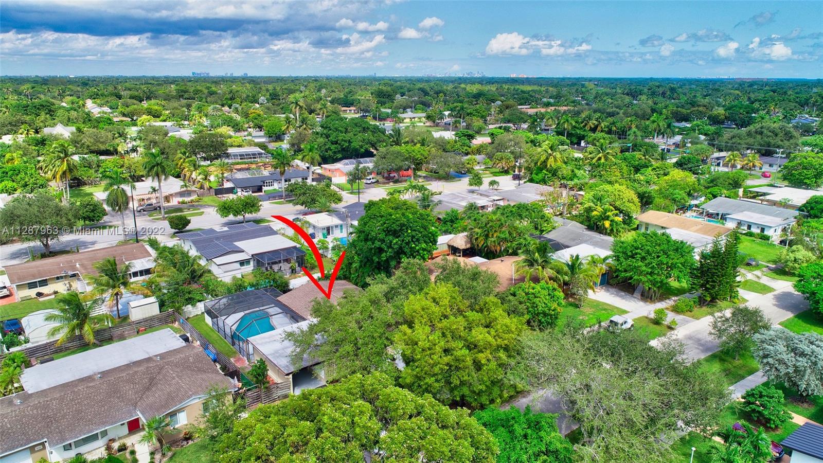 8751 Ridgeland Drive Cutler Bay, FL 33157 - Photo 24 of 26 an aerial view of residential houses with outdoor space and trees all around