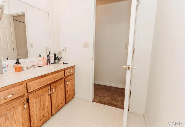 $270,000 | 14011 Cobra Drive, Dixon, MO 65459