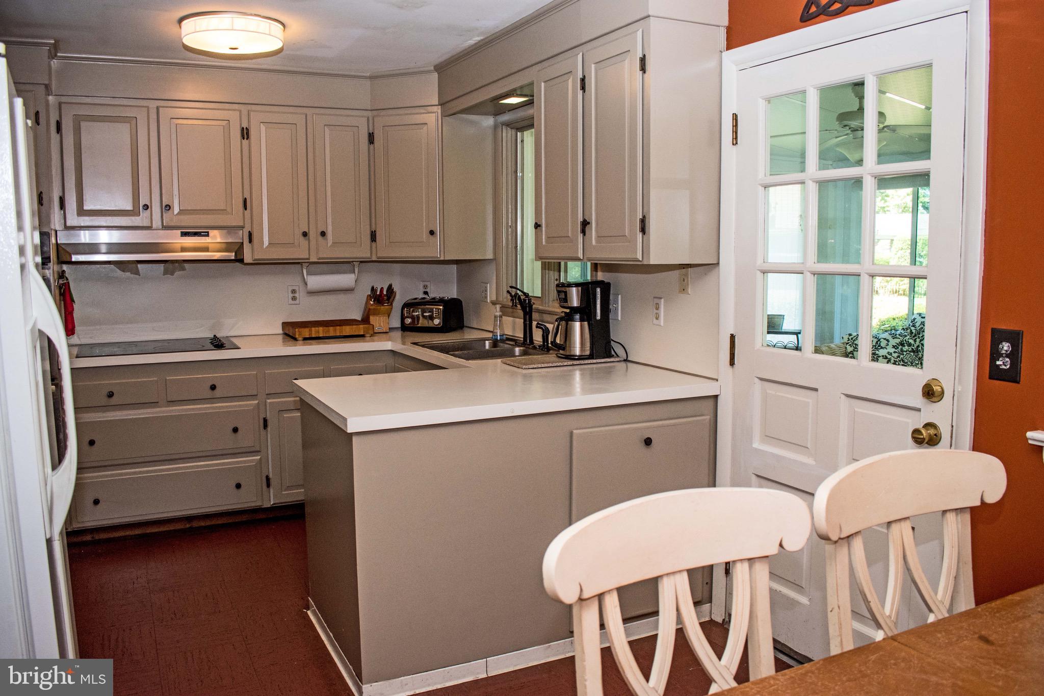 345 Oaklyn Road Lebanon, PA 17042 - Photo 17 of 38 Kitchen
