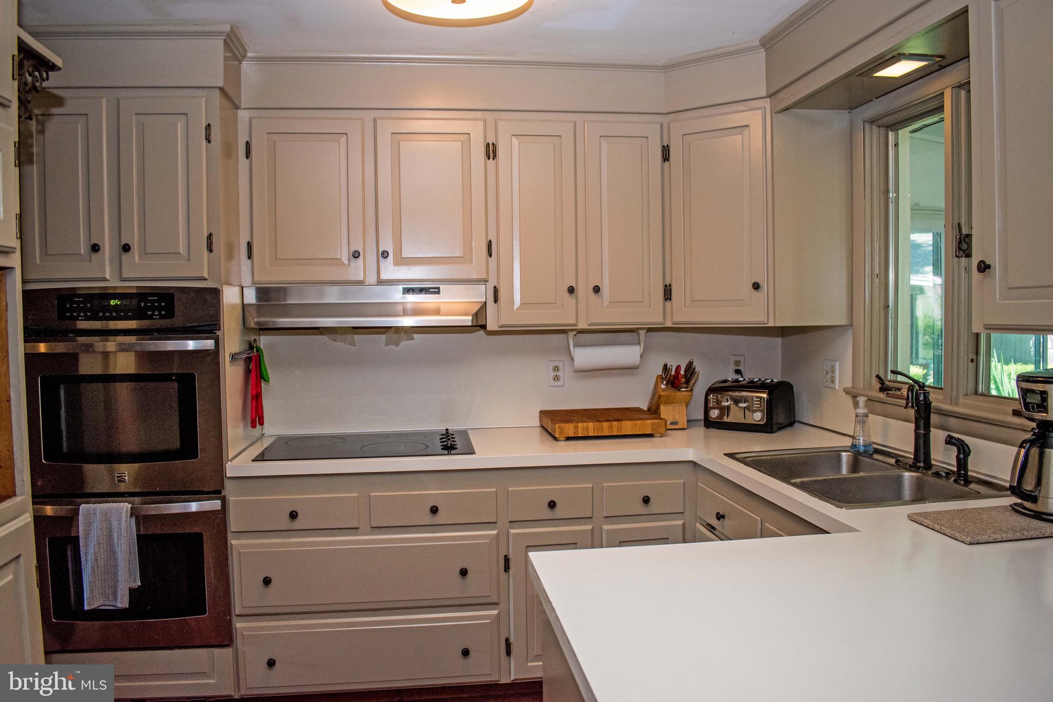 345 Oaklyn Road Lebanon, PA 17042 - Photo 18 of 38 Kitchen