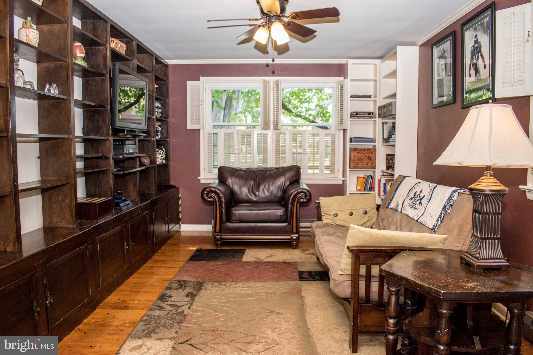 345 Oaklyn Road Lebanon, PA 17042 - Photo 25 of 38 Family Room
