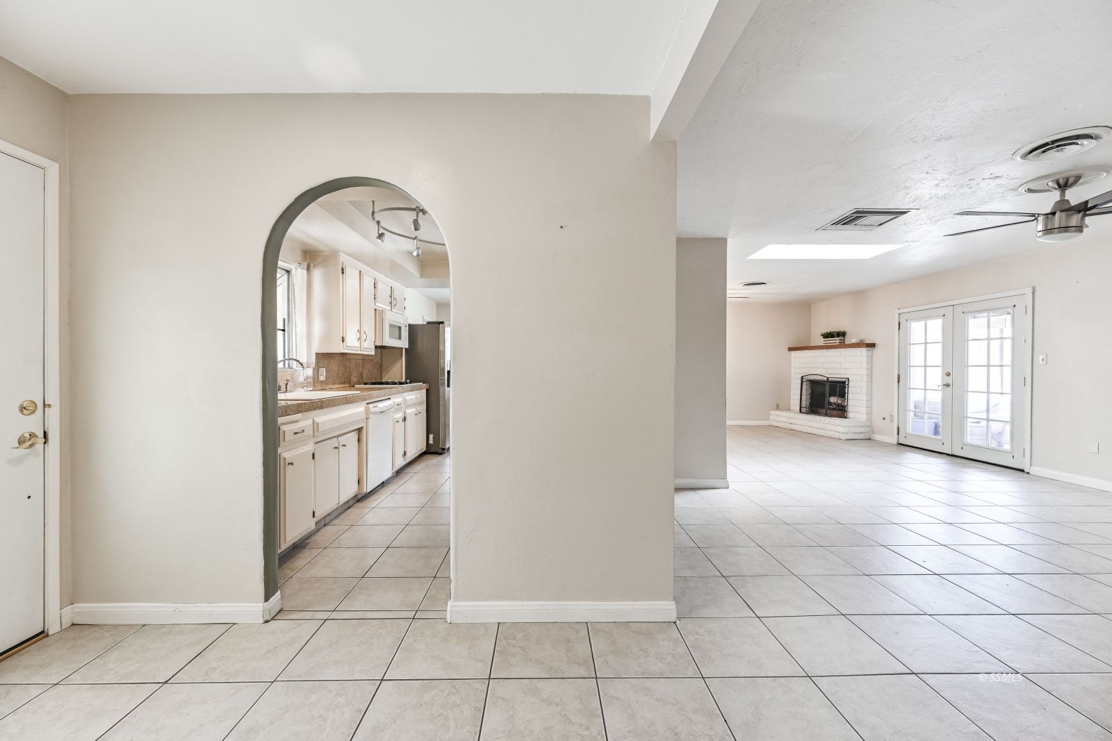 601 Las Posas Street Ridgecrest, CA 93555 - Photo 9 of 39