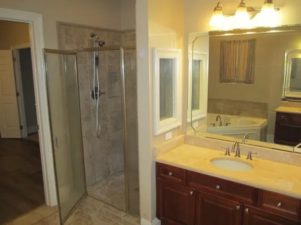 $2,600 | 105 Pine Alley, Mandeville, LA 70471