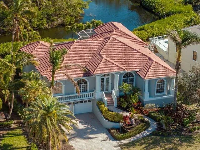 $1,800,000 | 3260 Bayou Road, Longboat Key, FL 34228