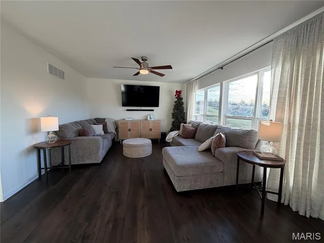 $389,900 | 4139 Bear Ridge Drive, House Springs, MO 63051