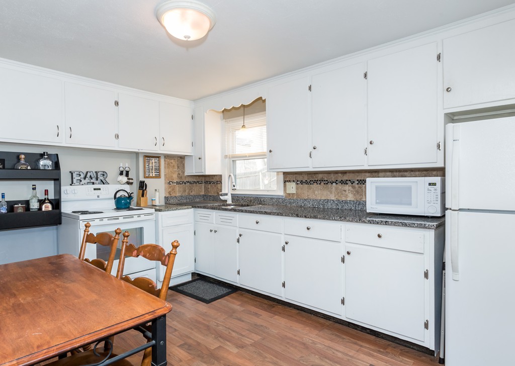 15 Copeland Street Springfield, MA 01108 - Photo 10 of 21 Gallery Image 10