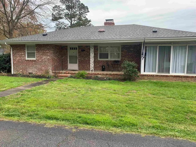 $185,000 | 1392 Jefferson Street, Boydton, VA 23917