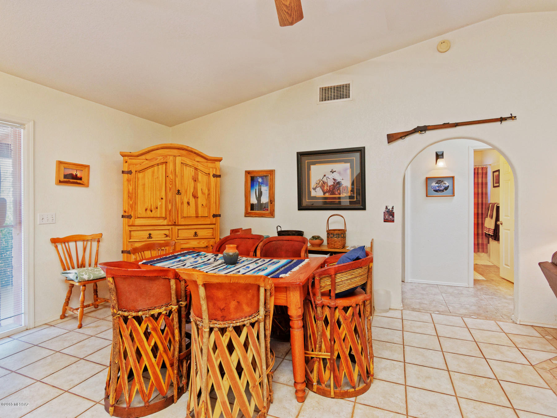 1887 Roma Court Rio Rico, AZ 85648 - Photo 8 of 32