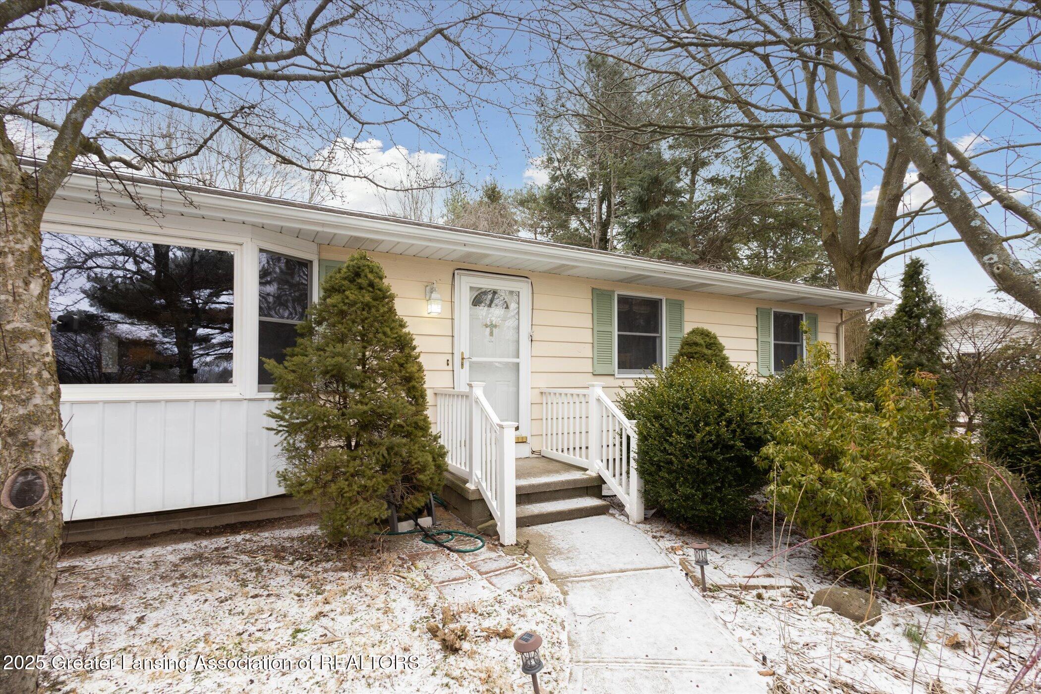 1141 Brookfield Road Charlotte, MI 48813 - Photo 5 of 53 05-1141-Brookfield-Rd-Charlotte-MI-48813