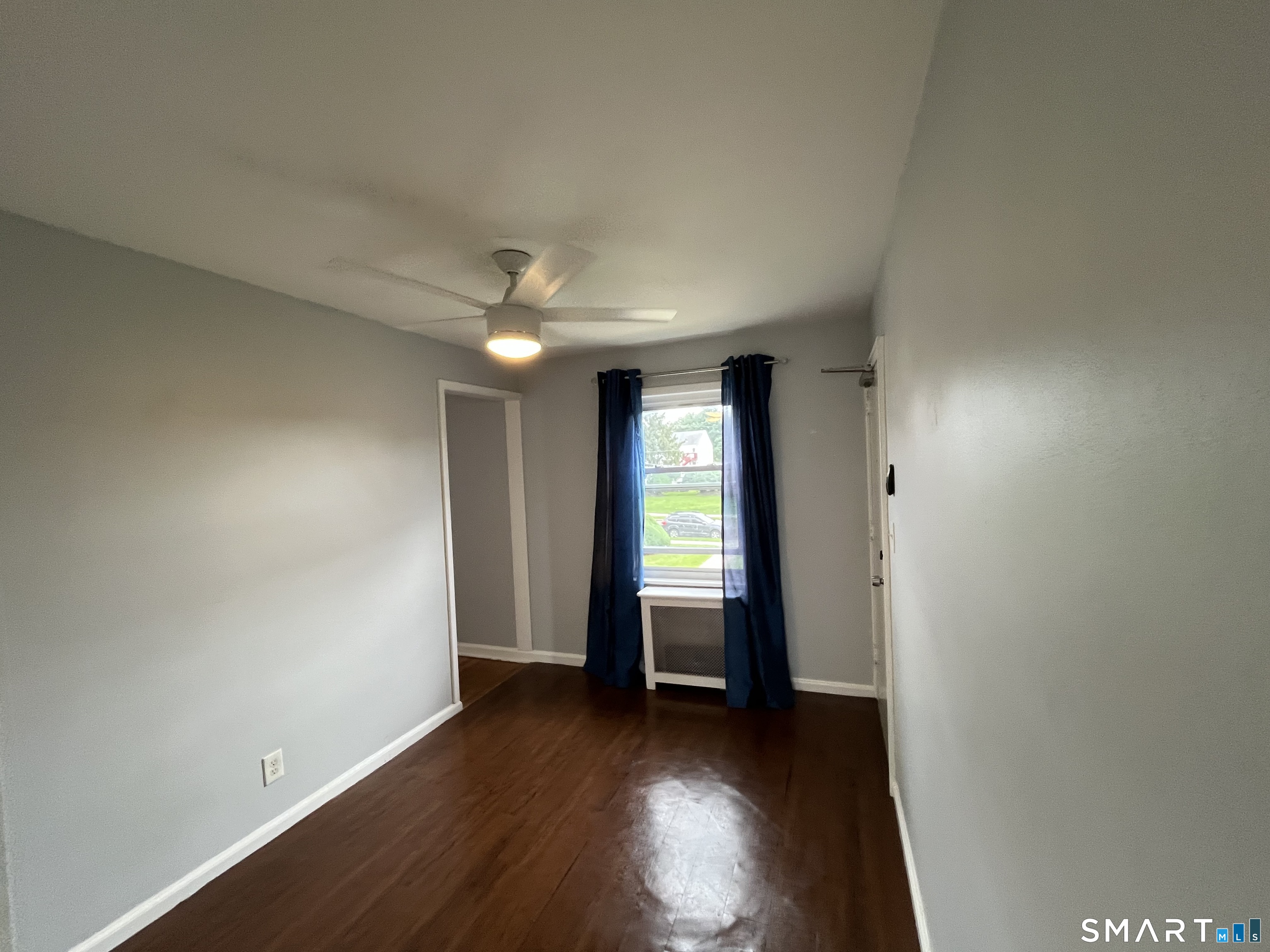 34 Standish Road, Unit 4 Stamford, CT 06902 - Photo 6 of 17 Off the kitchen area and living room