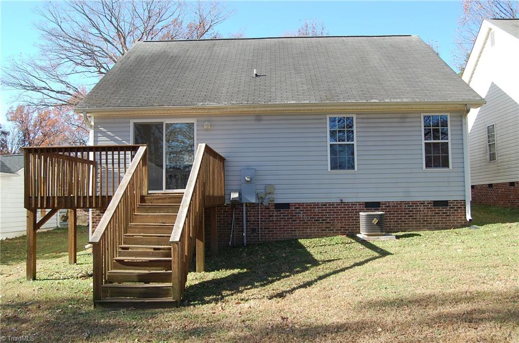 Nice deck overlooking rear yard