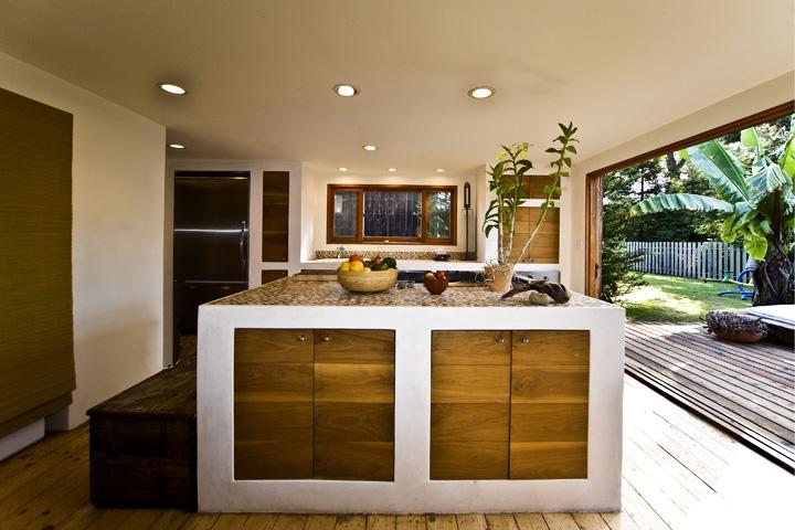 2409 Medcliff Road Santa Barbara, CA 93109 - Photo 5 of 9 Kitchen