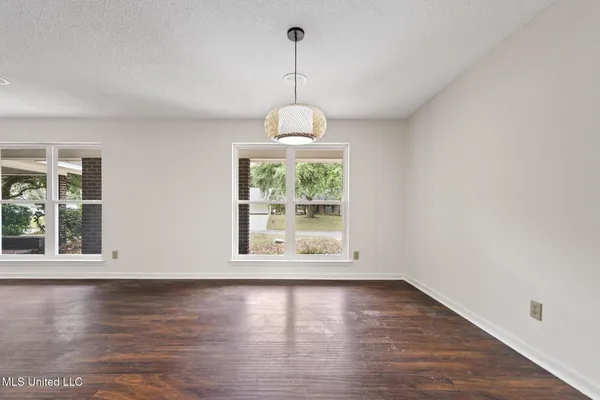 $295,000 | 6104 Gruich Circle, Ocean Springs, MS 39564