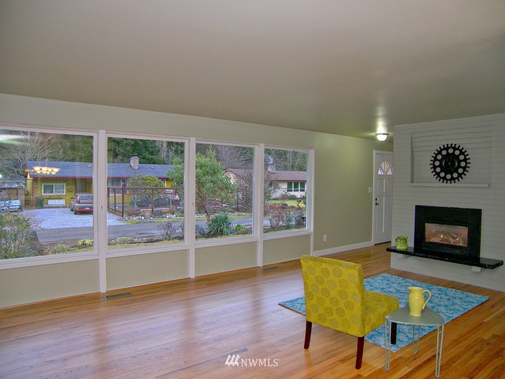 506 Fern Road Bellingham, WA 98225 - Photo 3 of 18 Gallery Image 3